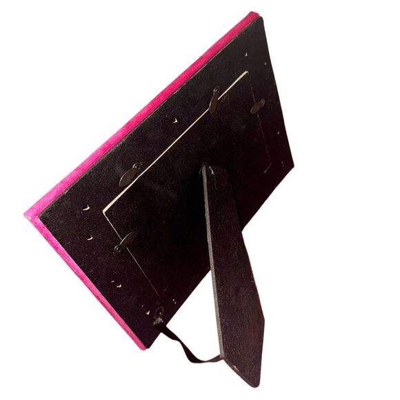 Juicy Couture Home Pink Velvet Heart Print Stand Up Photo Picture Frame 4”x 6” - Picture 7 of 8